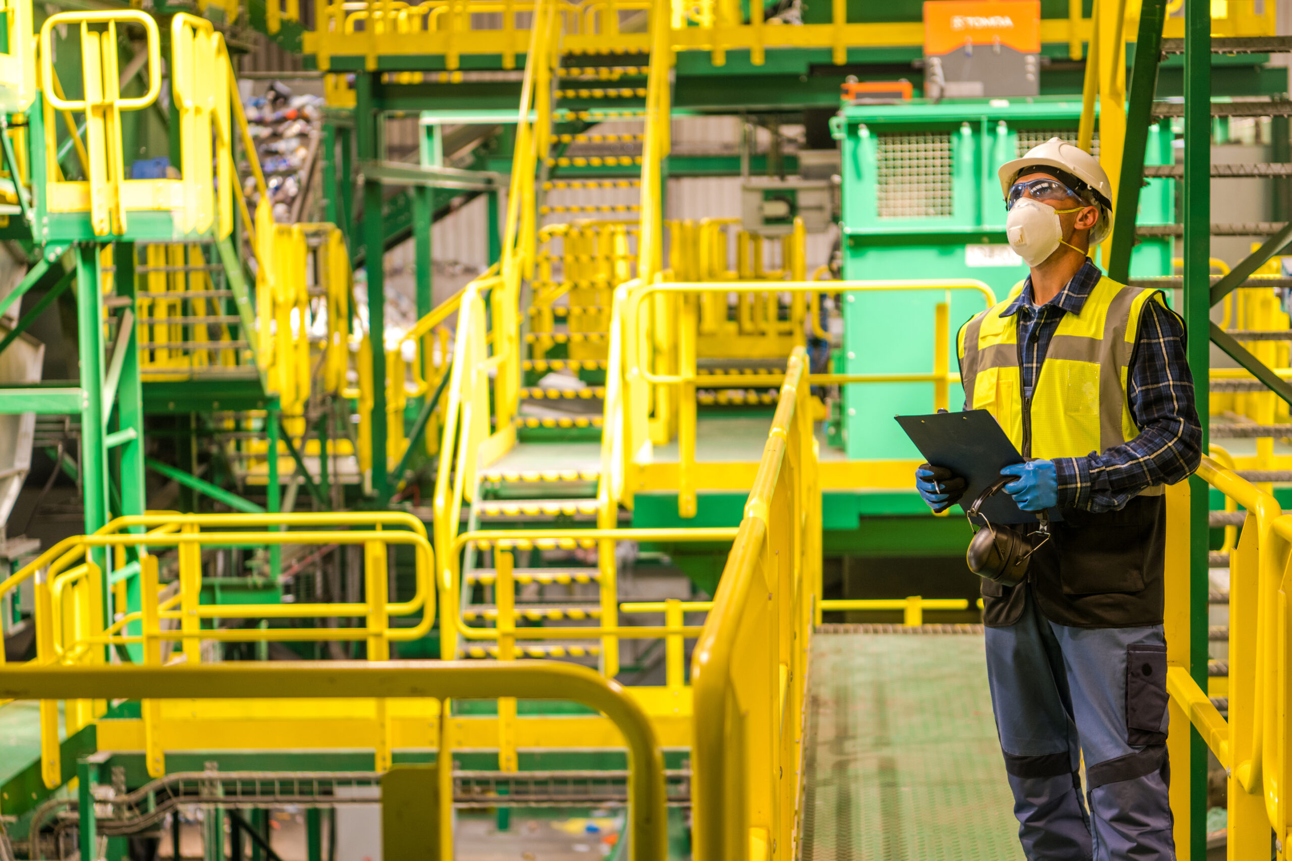 Enhancing Solid Waste Management With AI Automax
